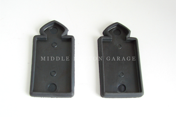 GASKET (RUBBER) FOR PININFARINA BADGE (PAIR)